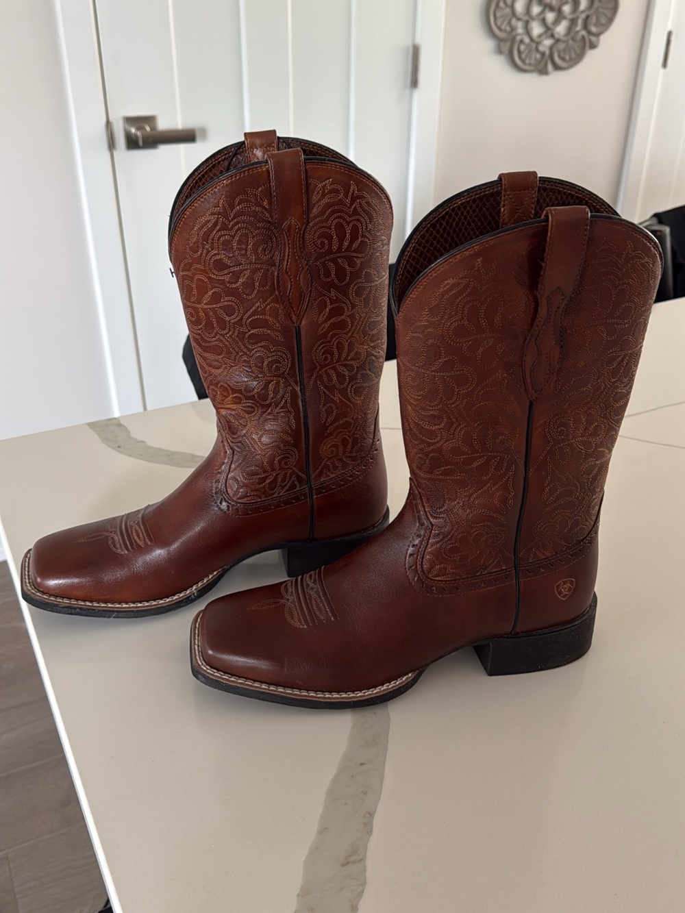 Ariat Brown Western Stitch-Detail Cowboy Boots